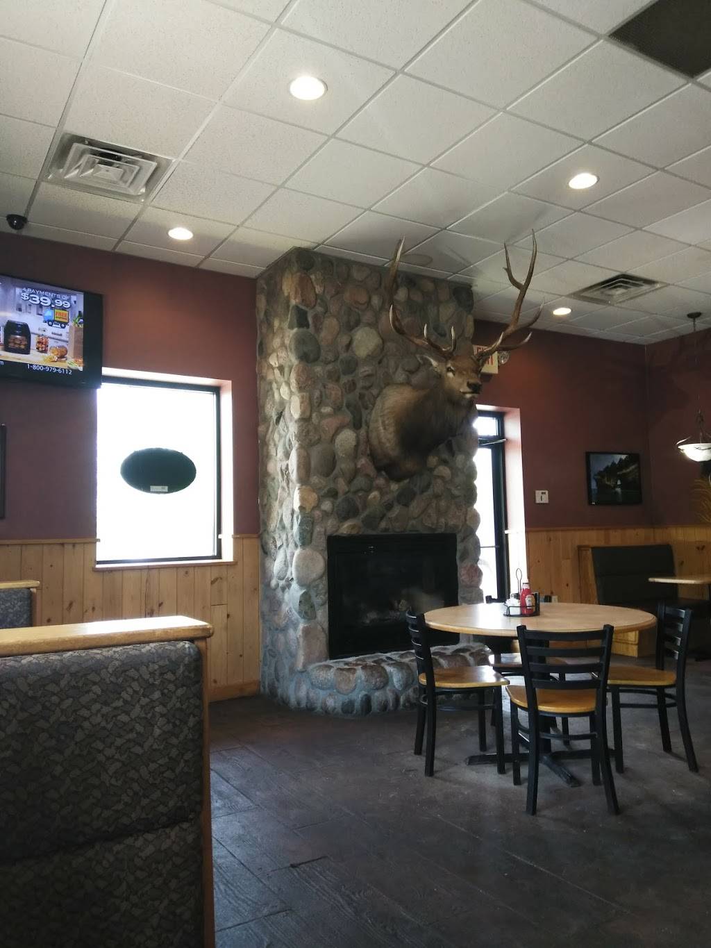 Hilltop Restaurant | restaurant | 900 Marlette Rd, Waters, MI 49797, USA | 9897316282 OR +1 989-731-6282