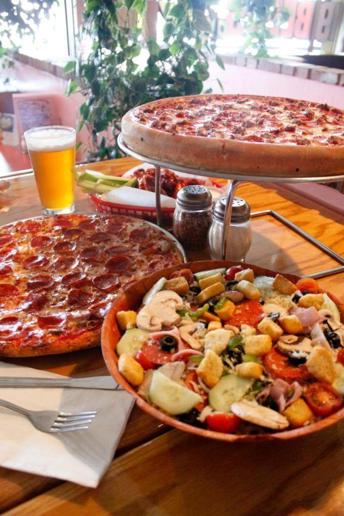 Fatsos Pizza | meal takeaway | 3131 E Thunderbird Rd # 55, Phoenix, AZ 85032, USA | 6029921122 OR +1 602-992-1122