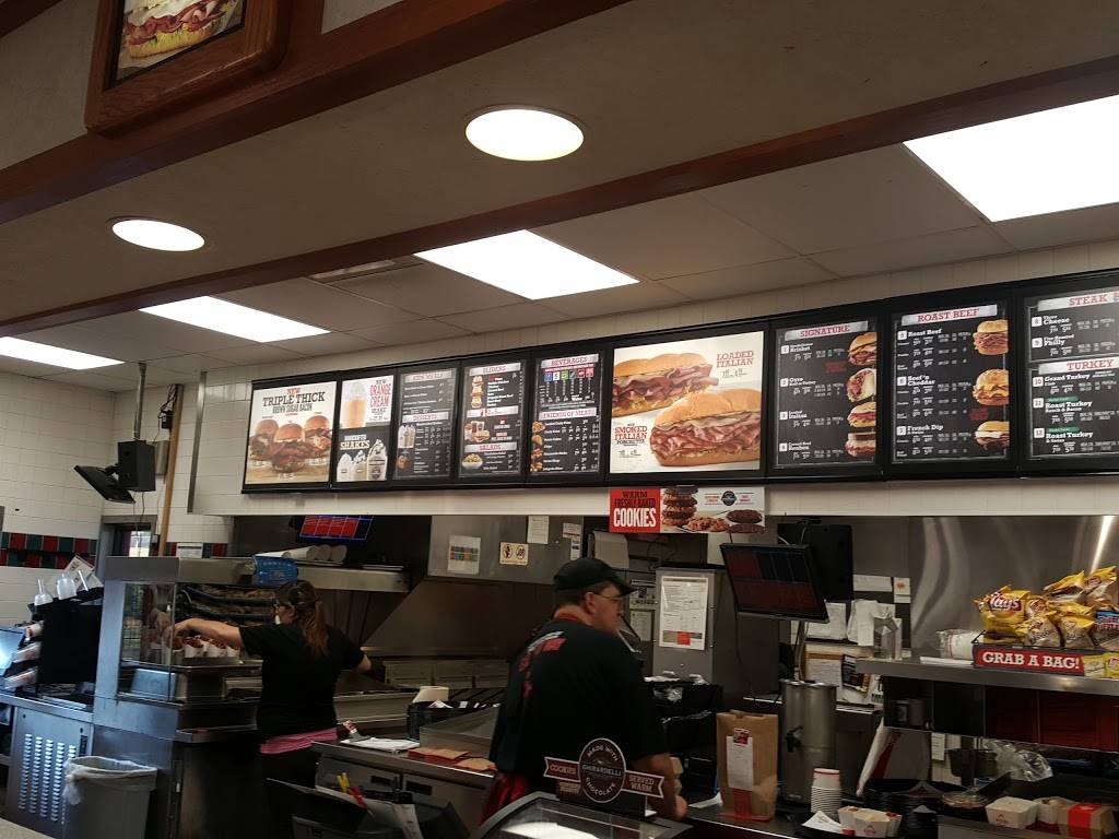 Arbys | meal takeaway | 640 N Rock Rd, Derby, KS 67037, USA | 3167882170 OR +1 316-788-2170