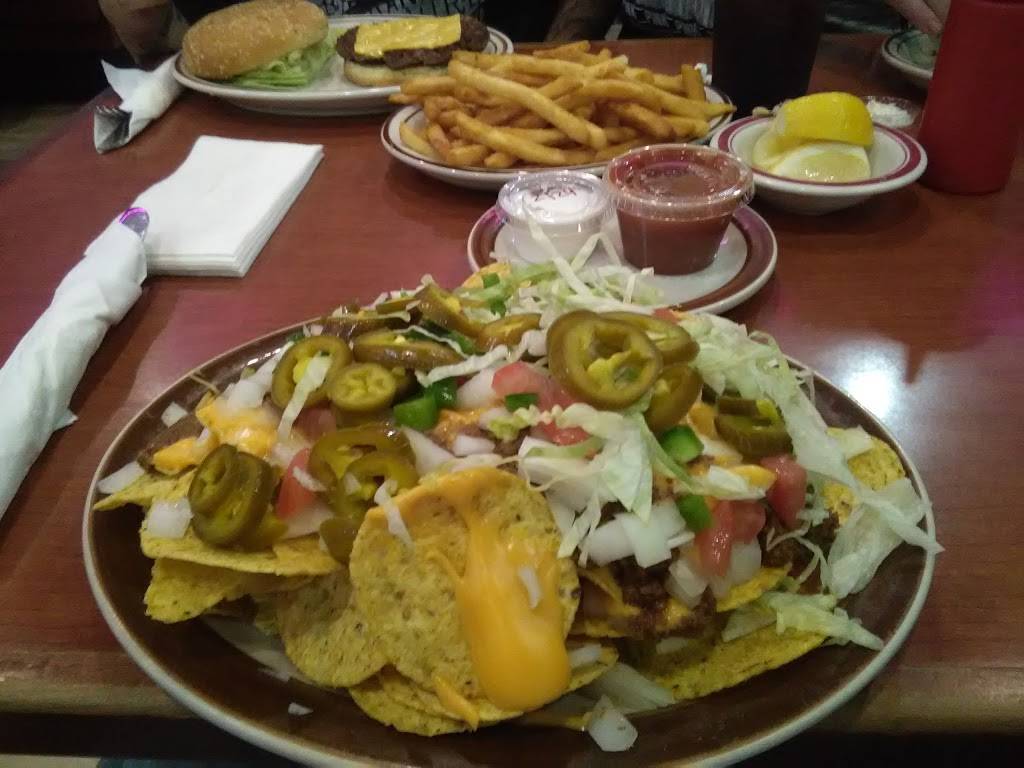 Nonis Grille | restaurant | 28560 Gratiot Ave, Roseville, MI 48066, USA | 5867778888 OR +1 586-777-8888