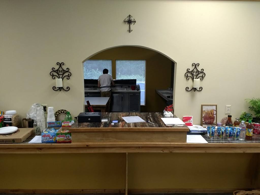 Hoodsport Pizzeria | restaurant | 150 N Lake Cushman Rd, Hoodsport, WA 98548, USA | 3608772229 OR +1 360-877-2229