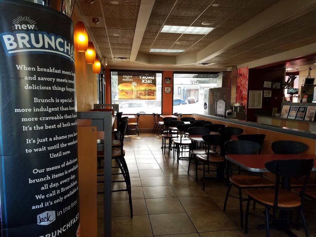 Jack in the Box | restaurant | 4080 San Pablo Dam Rd, El Sobrante, CA 94803, USA | 5102233354 OR +1 510-223-3354