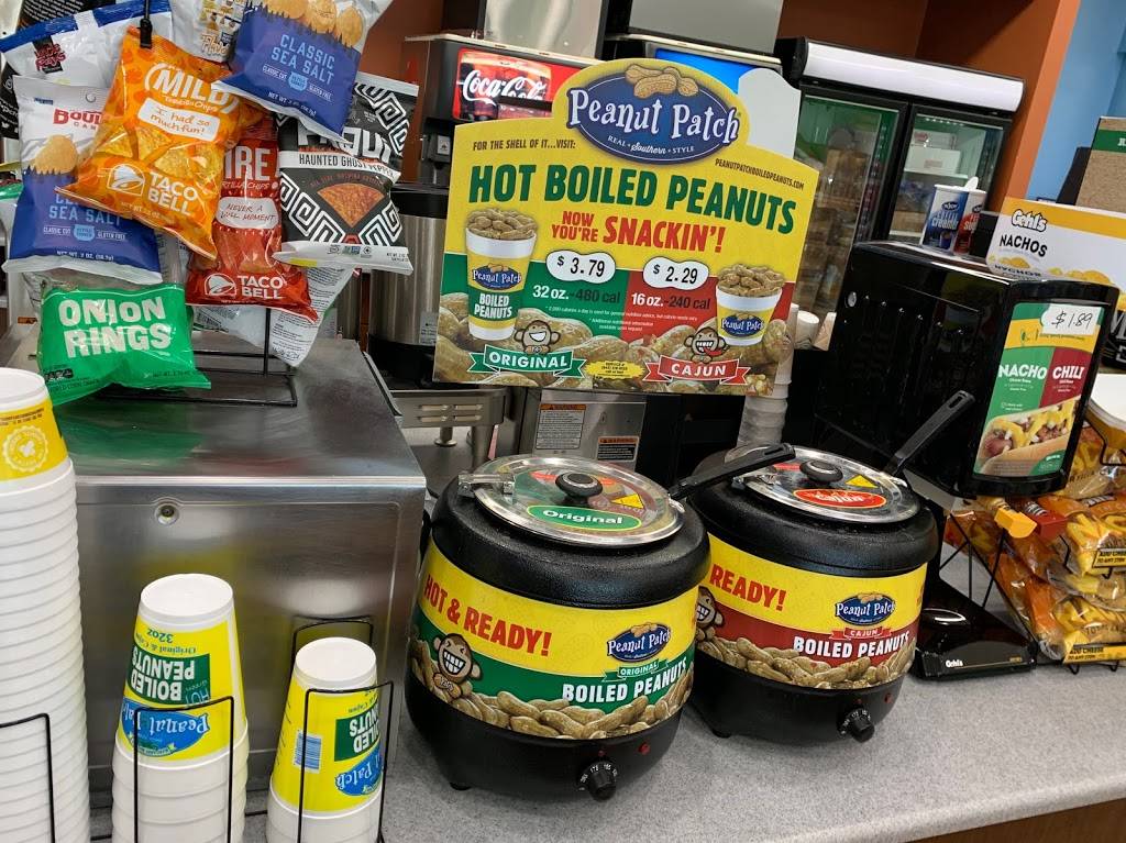 BP Gas | restaurant | 702 W Trafalgar Point Way, Trafalgar, IN 46181, USA | 3178785400 OR +1 317-878-5400