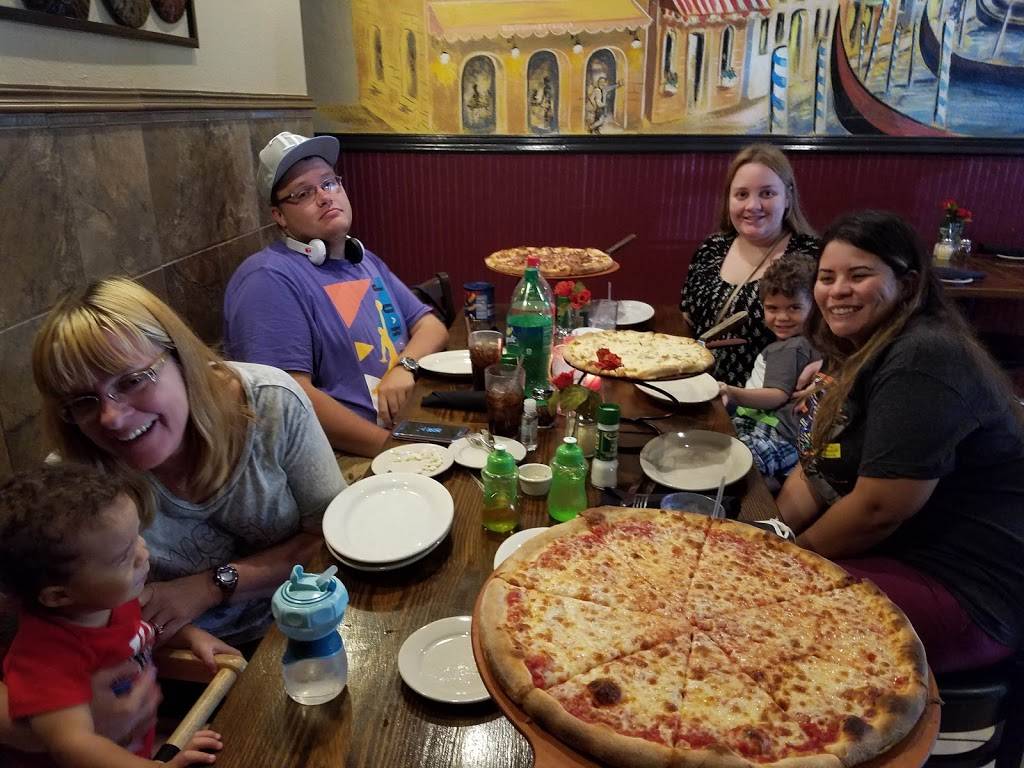 Francescos Restaurant | restaurant | 14418 7th St, Dade City, FL 33523, USA | 3525180009 OR +1 352-518-0009