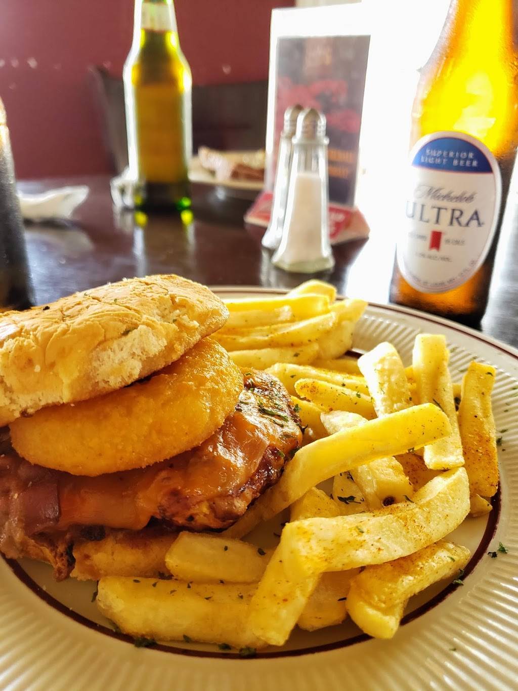 EmJays Tavern & Grill | restaurant | 700 Leeland Heights Blvd W, Lehigh Acres, FL 33936, USA | 2393682398 OR +1 239-368-2398