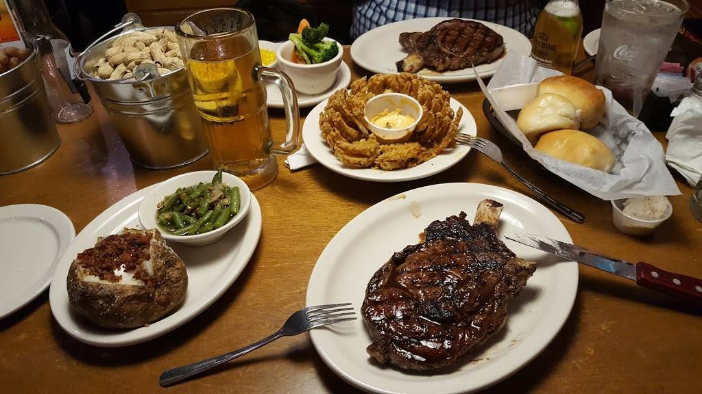 Texas Roadhouse | restaurant | 8744 Northpark Dr, Johnston, IA 50131, USA | 5152514597 OR +1 515-251-4597