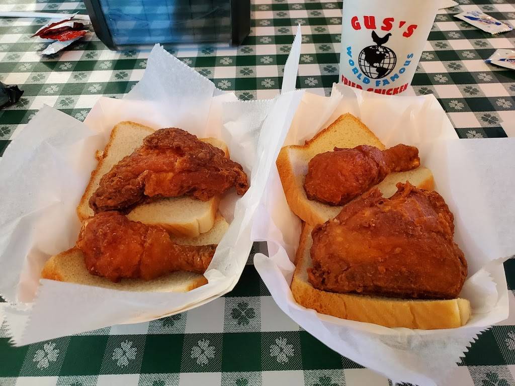 Guss World Famous Fried Chicken | restaurant | 2904 Commerce St, Dallas, TX 75226, USA | 4697098294 OR +1 469-709-8294