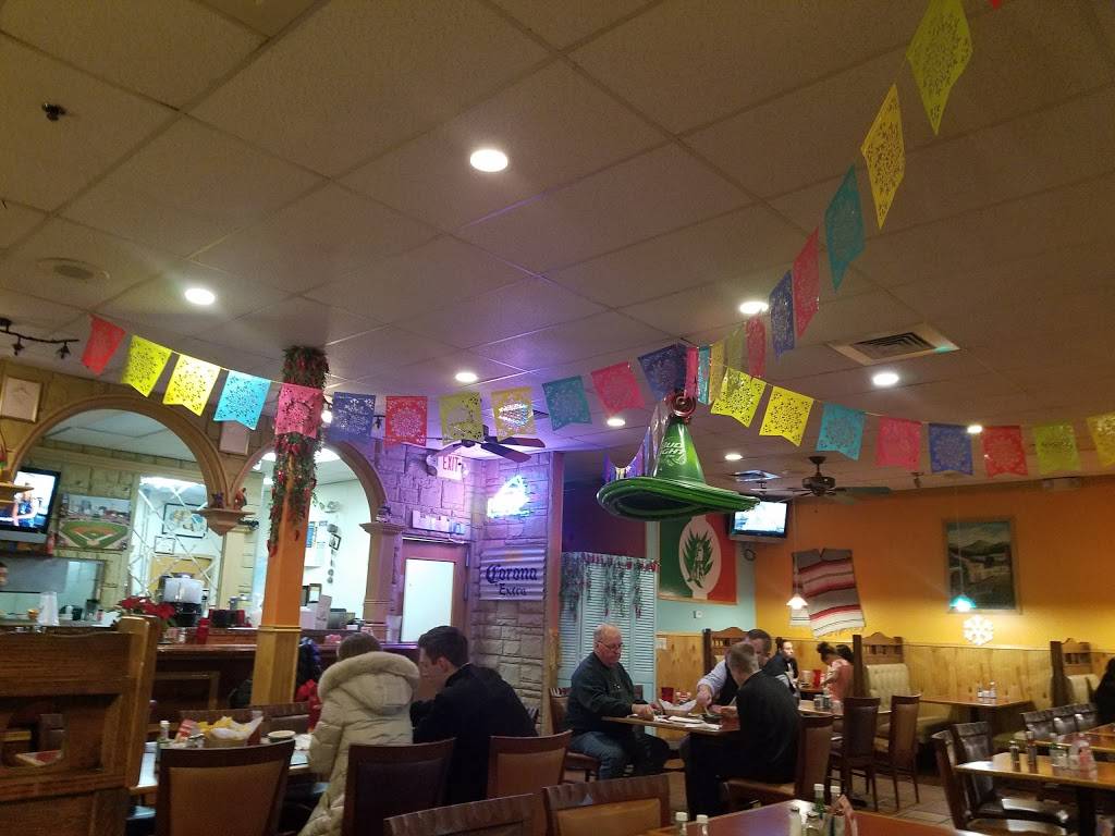 El Maguey | restaurant | 104 Chesterfield Towne Center, Chesterfield, MO 63005, USA | 6365362501 OR +1 636-536-2501