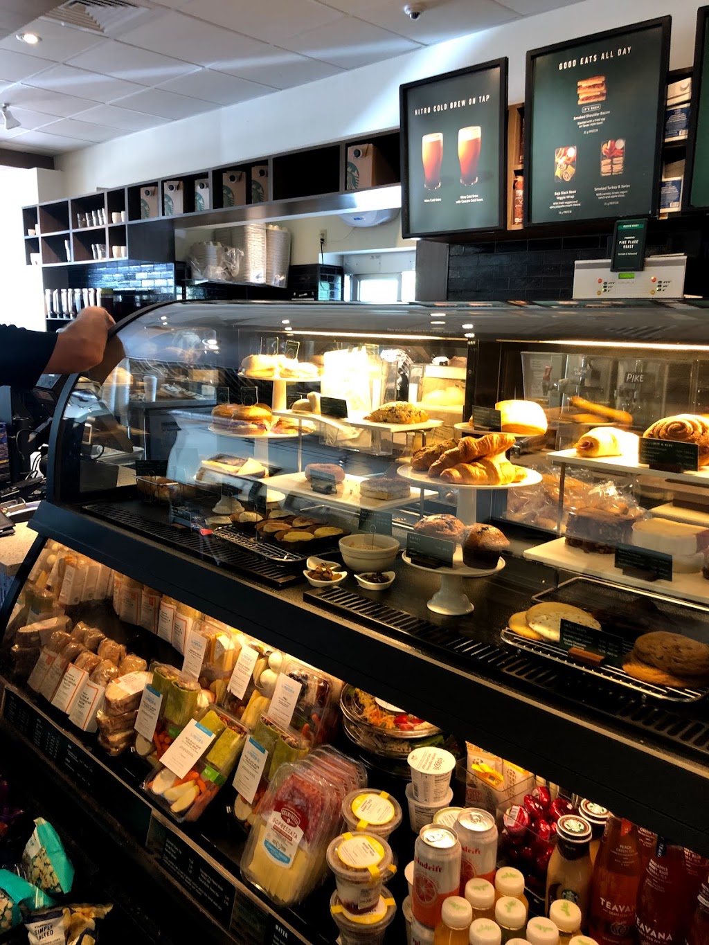 Starbucks | cafe | 11429 NW 41st St, Doral, FL 33178, USA | 3054189739 OR +1 305-418-9739