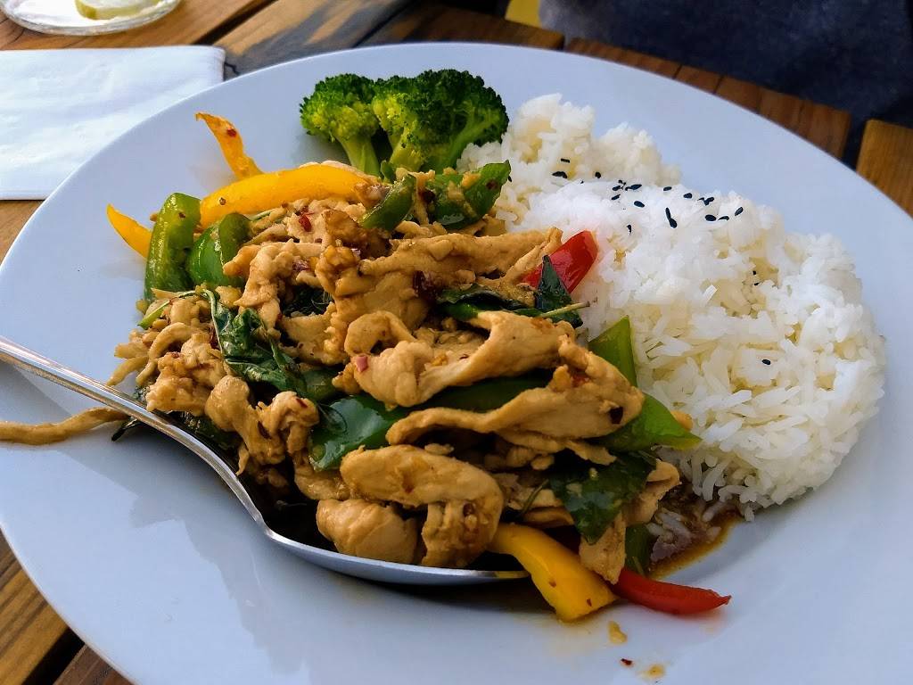 Now On 9 Thai Bistro | restaurant | 12510 Riverside Dr, Valley Village, CA 91607, USA | 8188213076 OR +1 818-821-3076