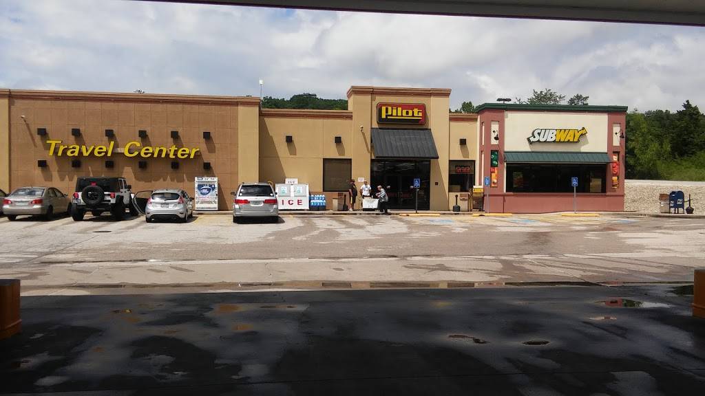 Pilot Travel Center | restaurant | 1475 Thornton St, Pacific, MO 63069, USA | 6362574100 OR +1 636-257-4100