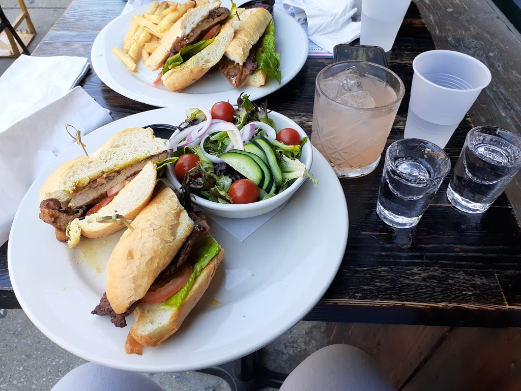 Wynwood Kitchen & Spirits | restaurant | 1560 N Milwaukee Ave, Chicago, IL 60622, USA | 7732279339 OR +1 773-227-9339