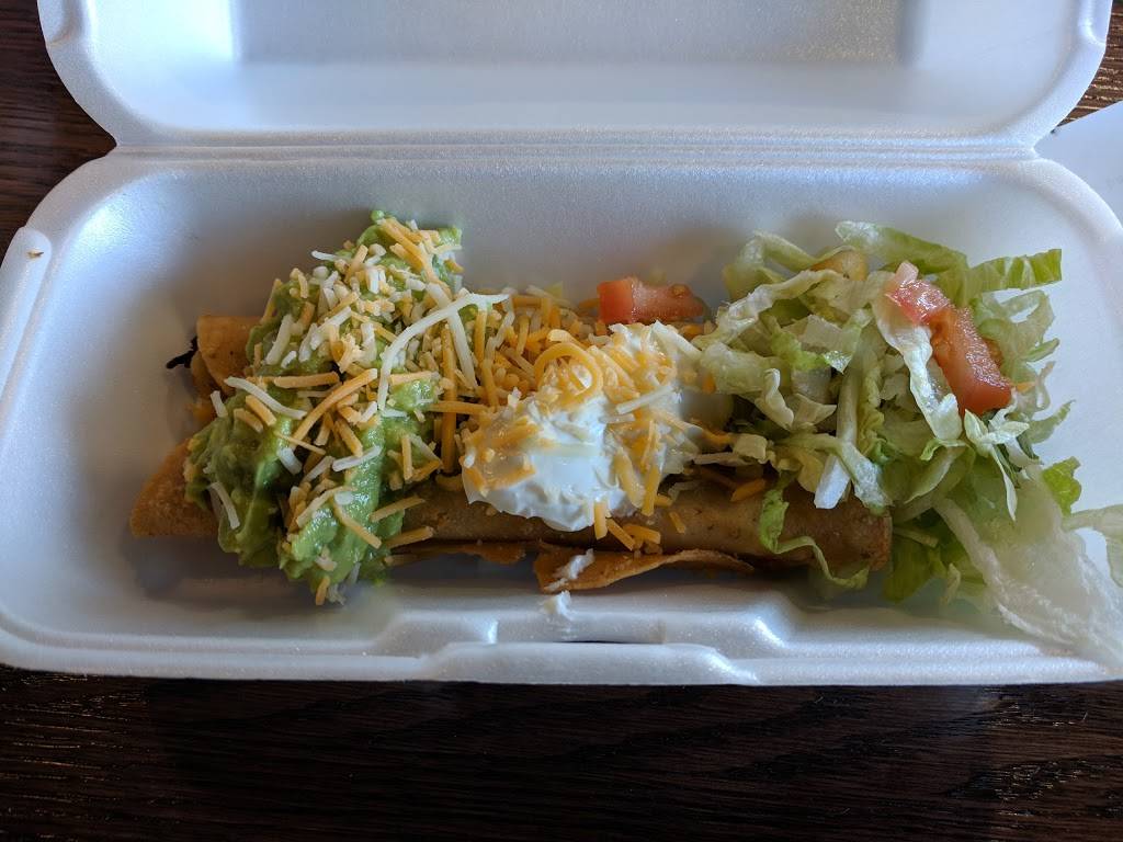 Carolinas Mexican Food - Mesa | restaurant | 1450 S Country Club Dr, Mesa, AZ 85210, USA | 4809123420 OR +1 480-912-3420
