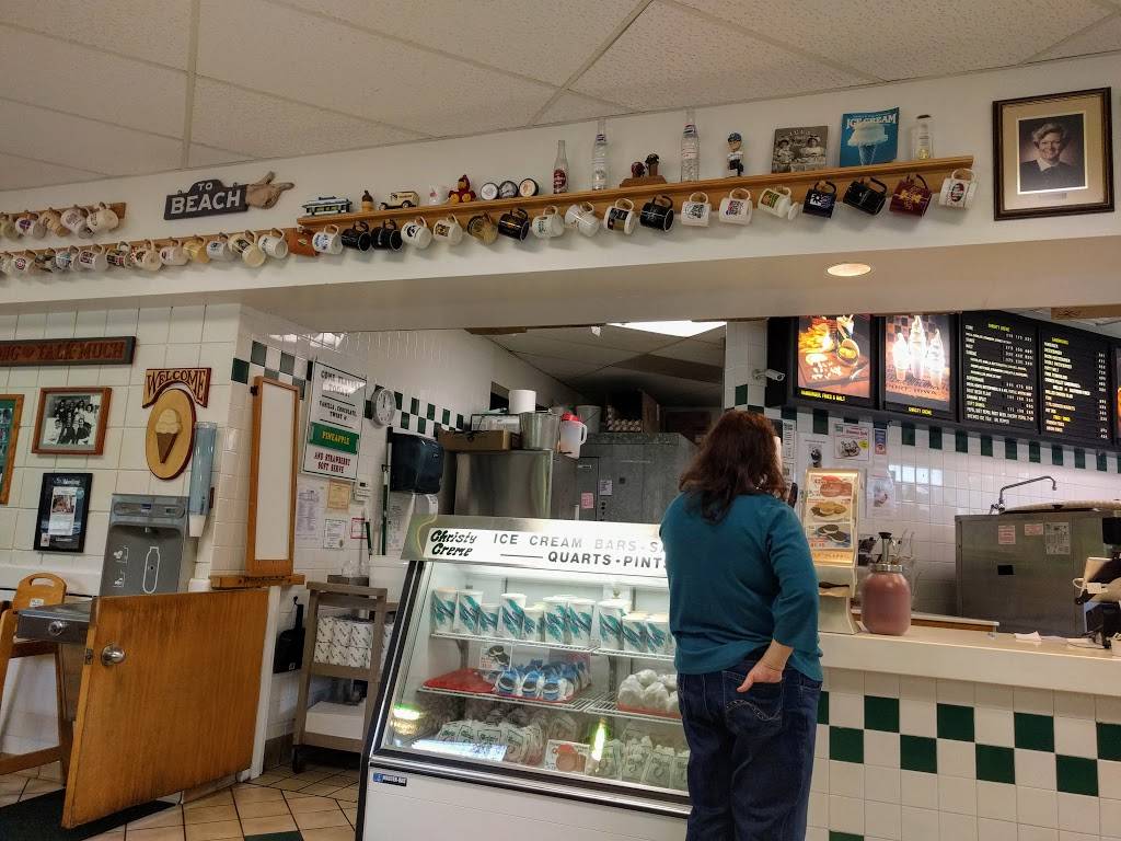 Christy Creme | restaurant | 2853 N Broadway, Council Bluffs, IA 51503, USA | 7123222778 OR +1 712-322-2778
