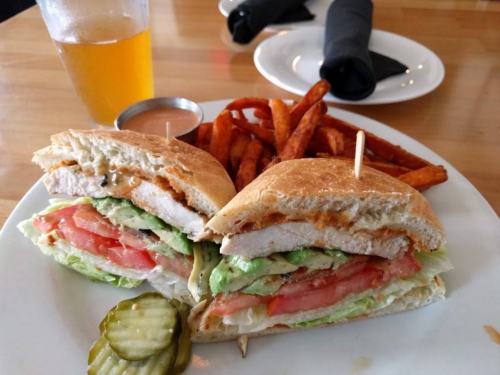 Turn 12 Bar And Grill | restaurant | 400 Tyler St, Monterey, CA 93940, USA | 8313728876 OR +1 831-372-8876