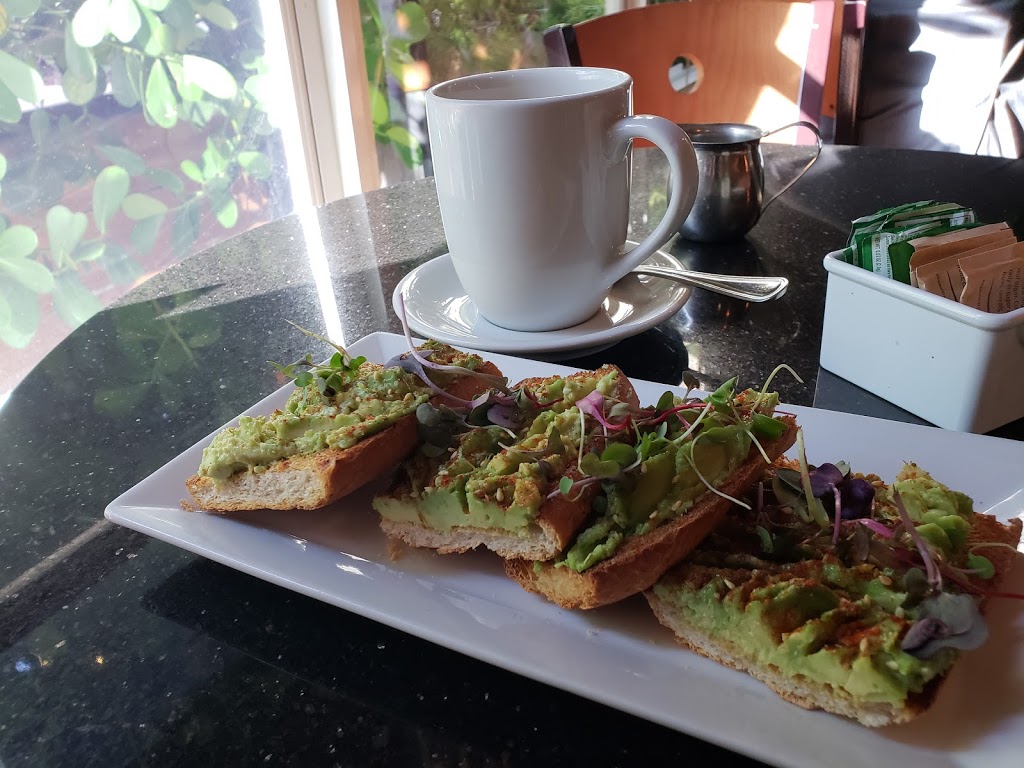 Green Gables Cafe | restaurant | 327 Alhambra Cir, Coral Gables, FL 33134, USA | 3054457015 OR +1 305-445-7015