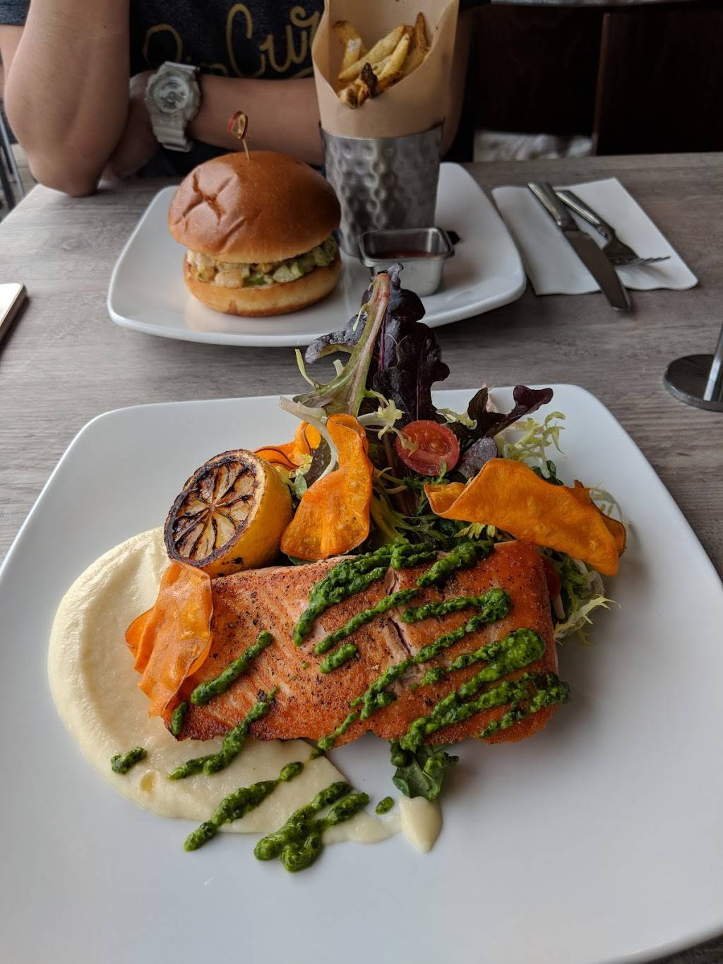 Morseys Farmhouse | restaurant | 134 Main St, Los Altos, CA 94022, USA | 6508606060 OR +1 650-860-6060