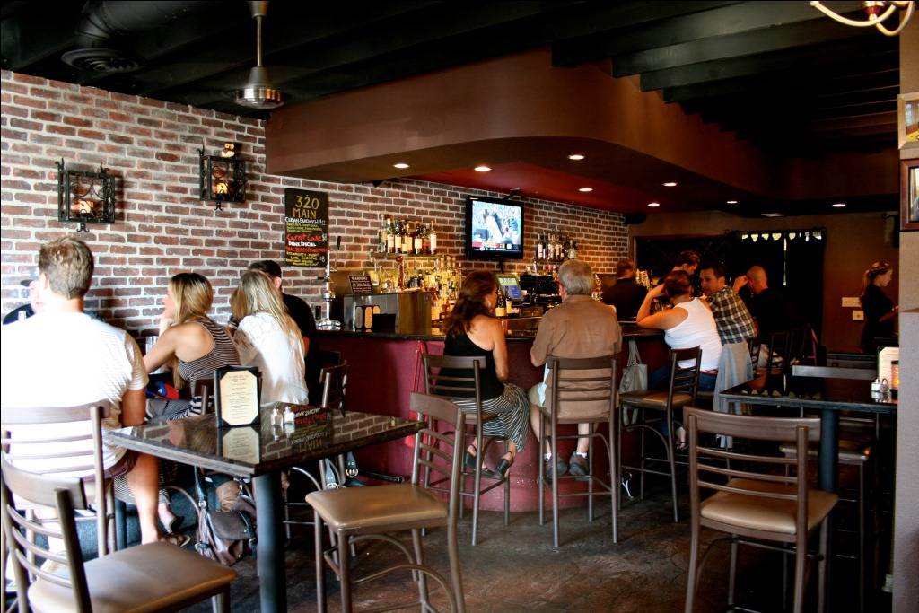 320 Main | restaurant | 320 Main St, Seal Beach, CA 90740, USA | 5627996246 OR +1 562-799-6246