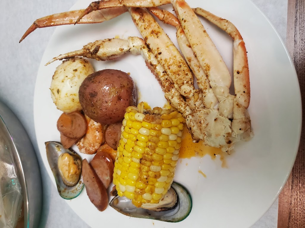 King Crab | restaurant | 1601 Willow Lawn Dr suite 800, Richmond, VA 23230, USA | 8049972968 OR +1 804-997-2968