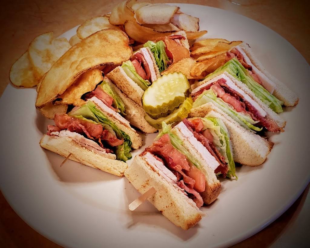 Family Square Restaurant | meal takeaway | 372 S Bolingbrook Dr, Bolingbrook, IL 60440, USA | 6307397191 OR +1 630-739-7191