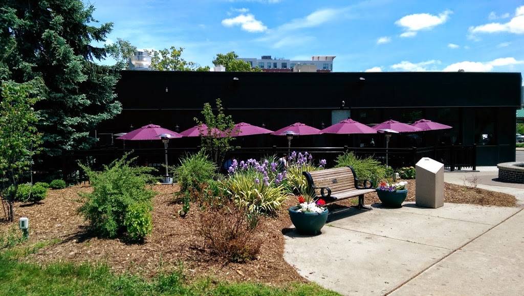 Black Cat Bistro | restaurant | 115 Albert St, East Lansing, MI 48823, USA | 5175803821 OR +1 517-580-3821