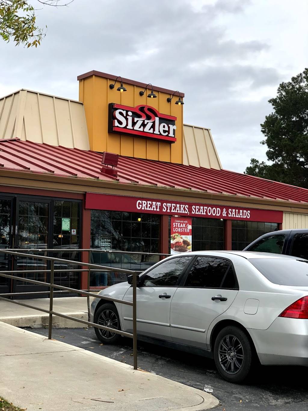 Sizzler | restaurant | 1011 Veterans Blvd, Redwood City, CA 94063, USA | 6503681904 OR +1 650-368-1904