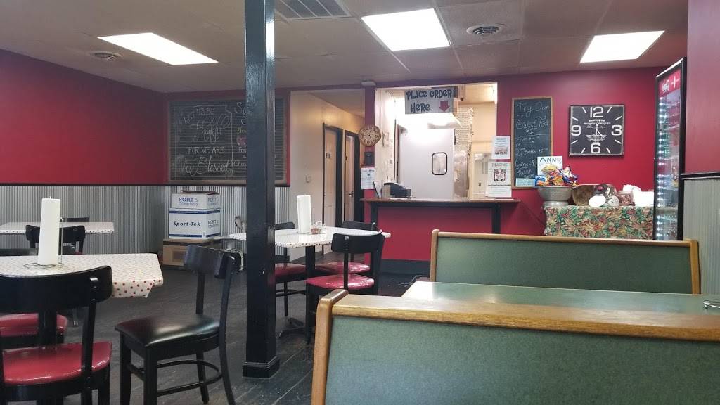 Saucy Sisters | restaurant | 42 E Main St, Leesburg, OH 45135, USA | 9377801063 OR +1 937-780-1063