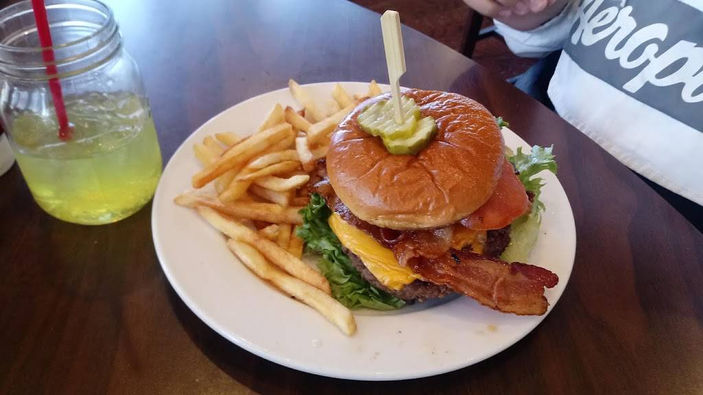 Bob Evans | restaurant | 4900 34th St S, St. Petersburg, FL 33711, USA | 7278661166 OR +1 727-866-1166