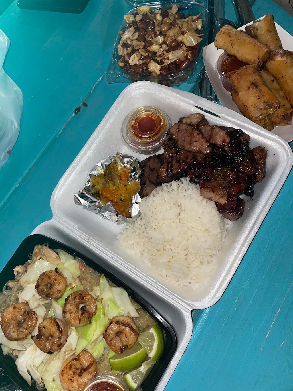 Texpino | restaurant | 12335 FM 1097, Willis, TX 77318, USA | 8322579939 OR +1 832-257-9939