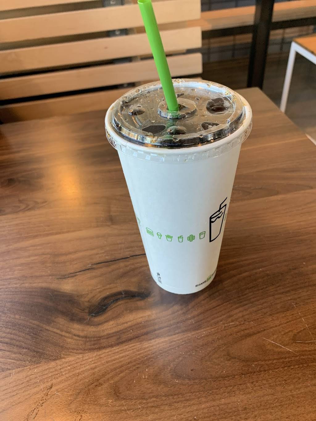 Shake Shack | restaurant | 6440E Pacific Coast Hwy Suite 100, Long Beach, CA 90803, USA | 5623802090 OR +1 562-380-2090