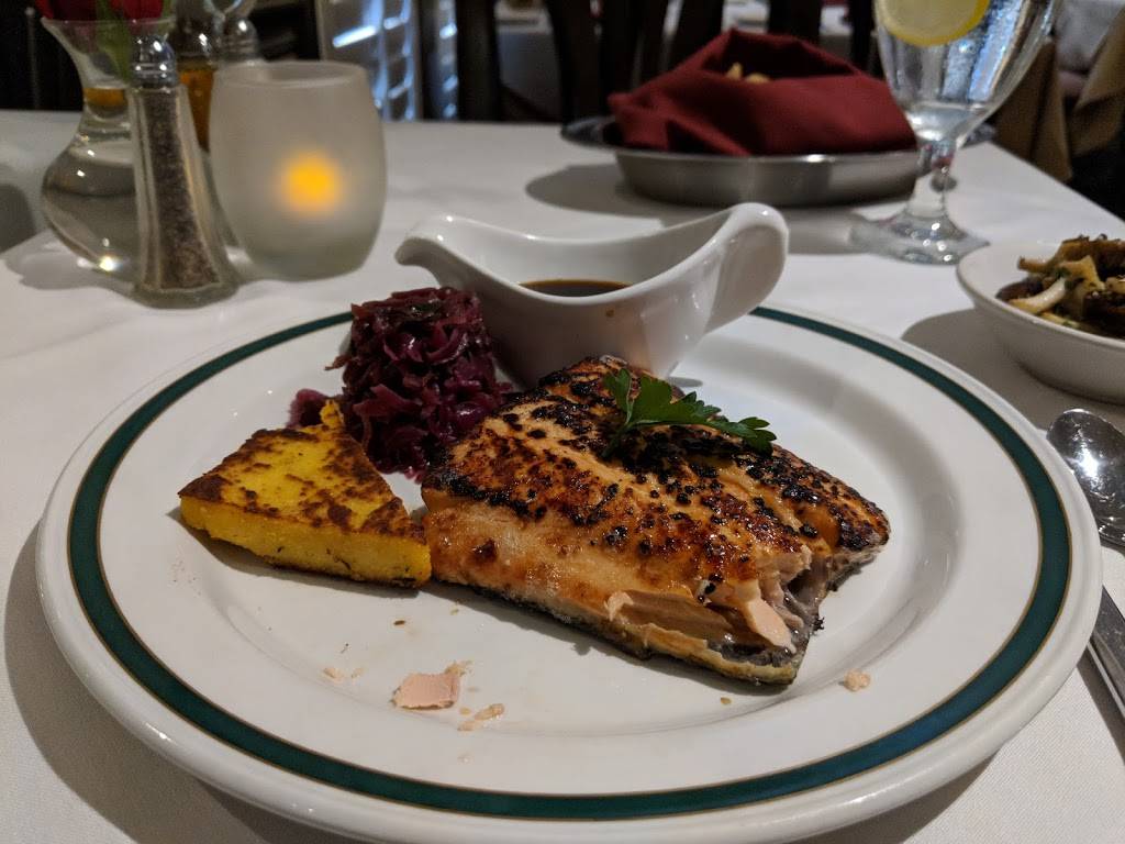 The Classic Cafe at Roanoke | restaurant | 504 N Oak St, Roanoke, TX 76262, USA | 8174308185 OR +1 817-430-8185