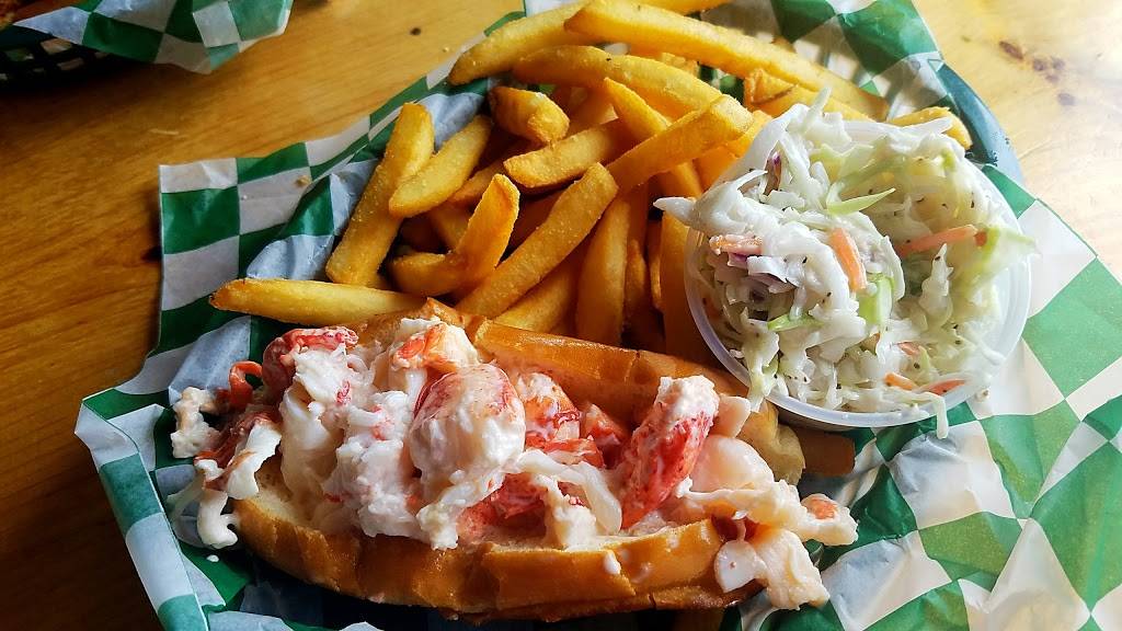 Morses Cribstone Grill | restaurant | 1945 Harpswell Islands Rd, Bailey Island, ME 04003, USA | 2078337775 OR +1 207-833-7775