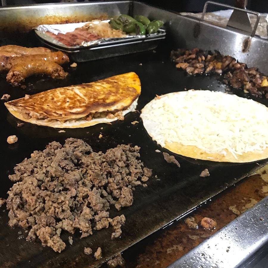 Anthonys Tacos | meal takeaway | 6803 Cedros Ave, Van Nuys, CA 91405, USA | 6617488443 OR +1 661-748-8443