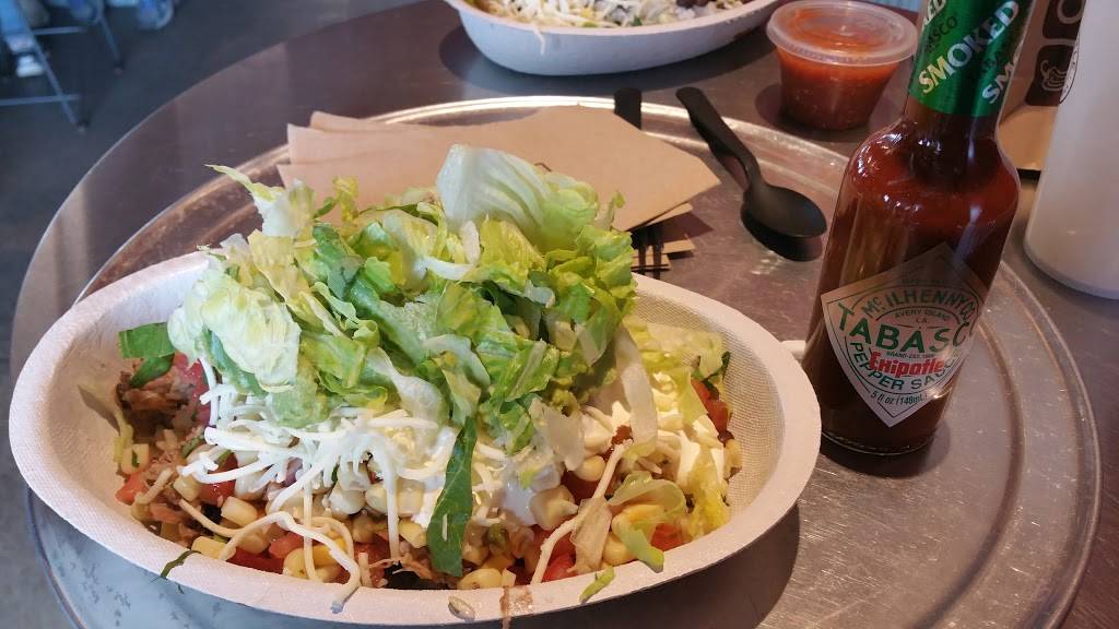 Chipotle Mexican Grill | restaurant | 9881 Maple Grove Pkwy N, Maple Grove, MN 55369, USA | 7634205173 OR +1 763-420-5173