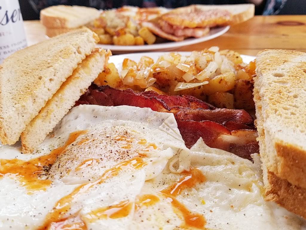 Eastown Bar & Grill | restaurant | 1142 Barton St E, Hamilton, ON L8H 2V1, Canada | 9055497917 OR +1 905-549-7917