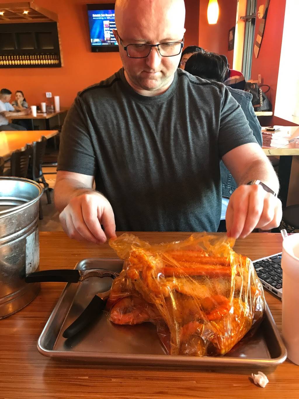 Louisiana Crab Shack | restaurant | 2525 W Anderson Ln Ste #265, Austin, TX 78757, USA | 5125800350 OR +1 512-580-0350