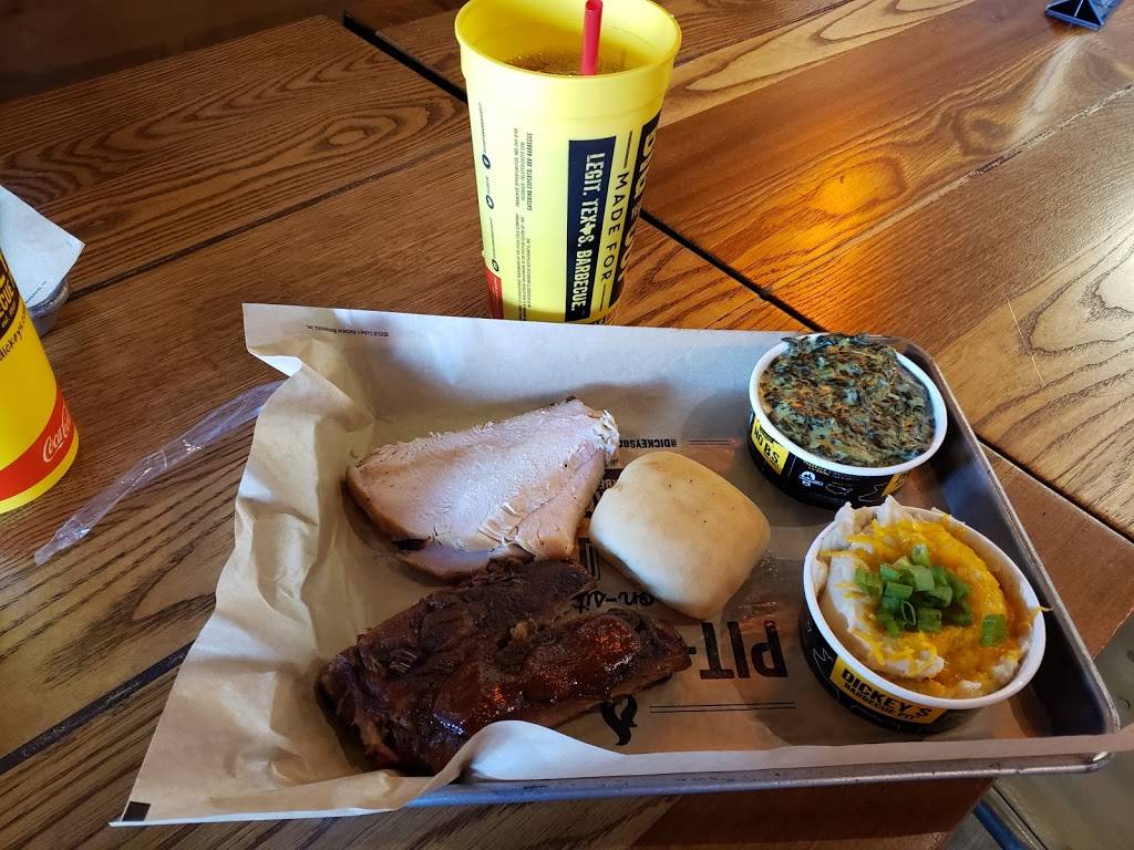 Dickeys Barbecue Pit | restaurant | 7451 Youree Dr # 28, Shreveport, LA 71105, USA | 3182176070 OR +1 318-217-6070