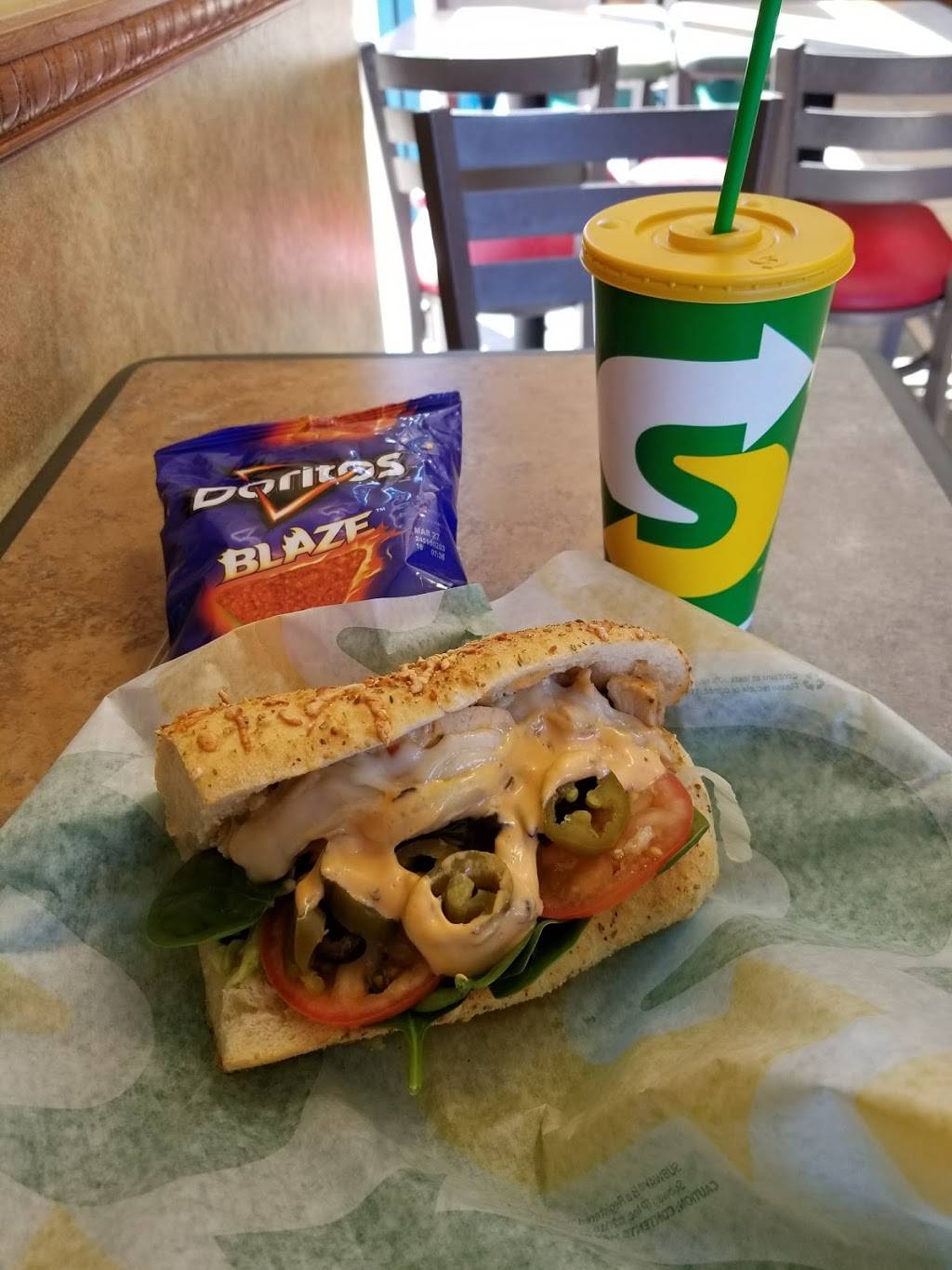 Subway | meal takeaway | 876 N McQueen Rd Suite 111, Gilbert, AZ 85233, USA | 4806359399 OR +1 480-635-9399