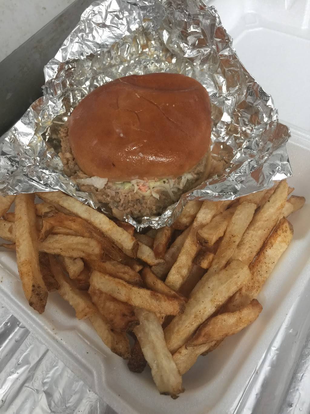 Inner City Blues home of Carolina Bar B Que | restaurant | 3015 Nine Mile Rd, Richmond, VA 23223, USA | 8046493424 OR +1 804-649-3424