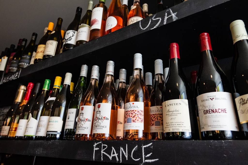 Freddys Wine Bar | restaurant | 2251 Highland Ave, Birmingham, AL 35205, USA | 2055217230 OR +1 205-521-7230