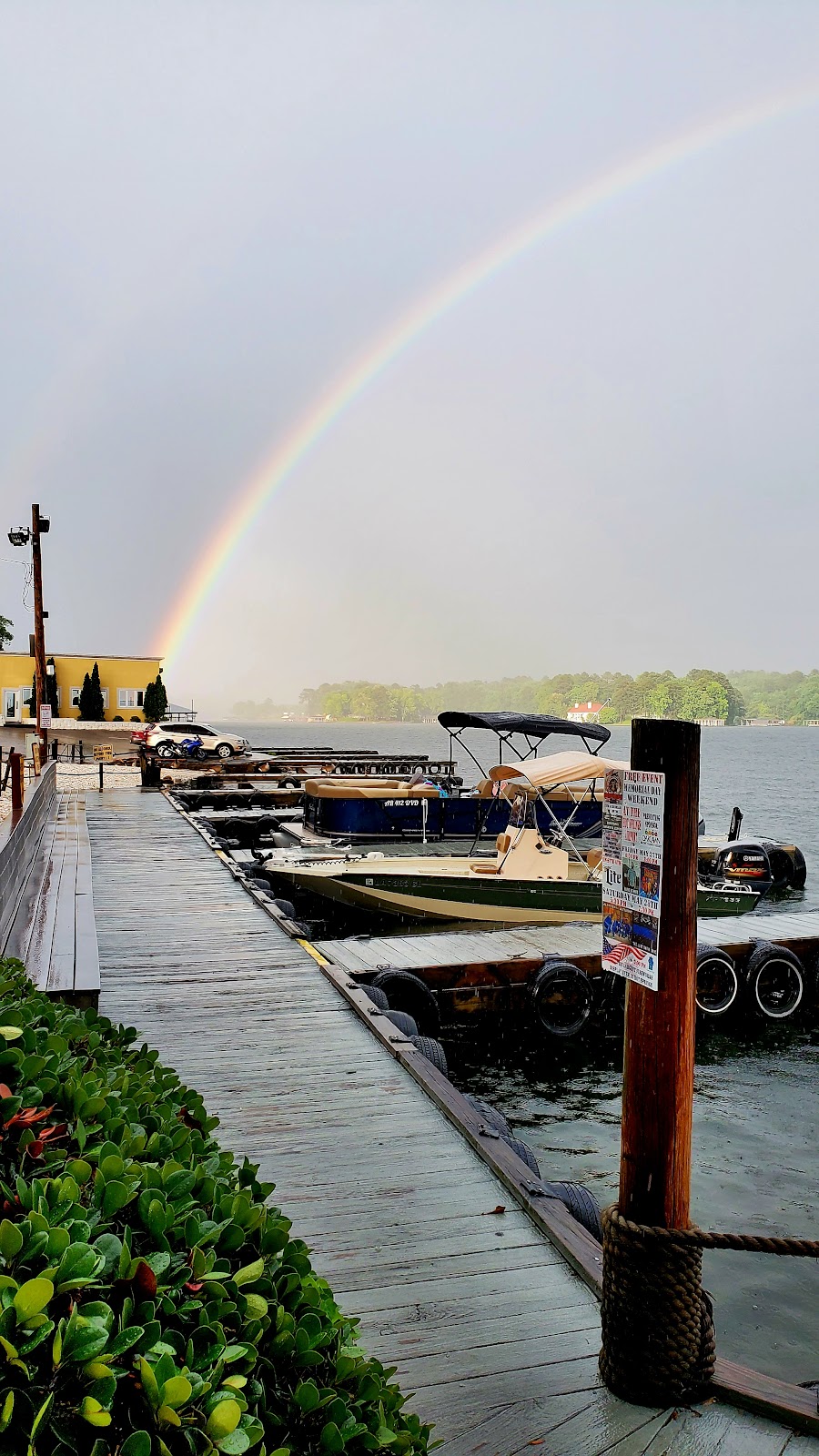 Fishermans Wharf | restaurant | 5101 Central Ave, Hot Springs, AR 71913, USA | 5015257437 OR +1 501-525-7437