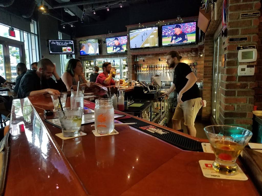 Crafthouse | restaurant | 901 N Glebe Rd #105, Arlington, VA 22203, USA | 5714830421 OR +1 571-483-0421