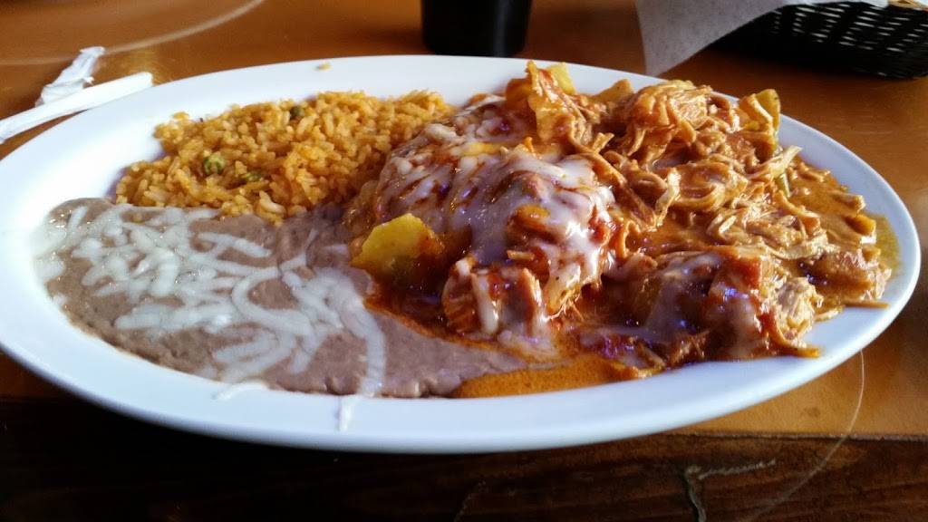 Los Tres Caminos | restaurant | 172 N Broadway, Peru, IN 46970, USA | 7654727005 OR +1 765-472-7005