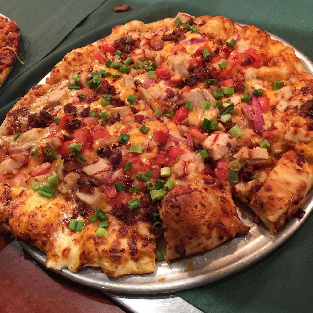 Round Table Pizza | meal delivery | 626 W Huntington Dr, Monrovia, CA 91016, USA | 6263031855 OR +1 626-303-1855