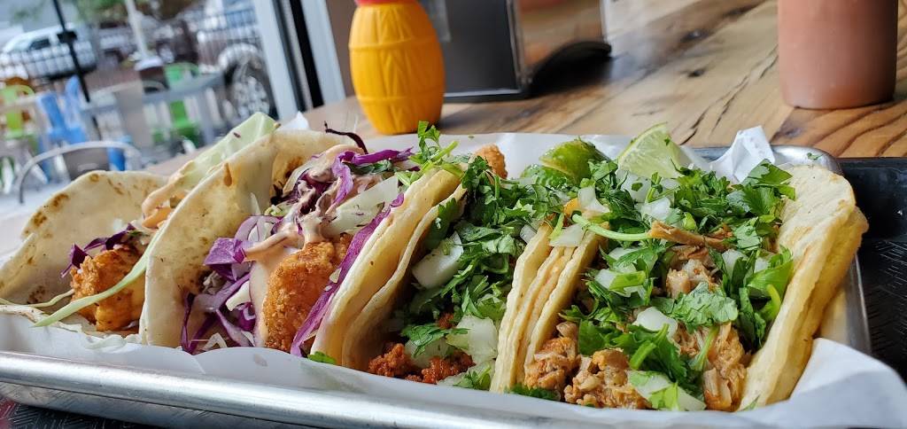 La Taqueria | restaurant | 520 S 17th Ave, Wausau, WI 54401, USA | 7152980033 OR +1 715-298-0033