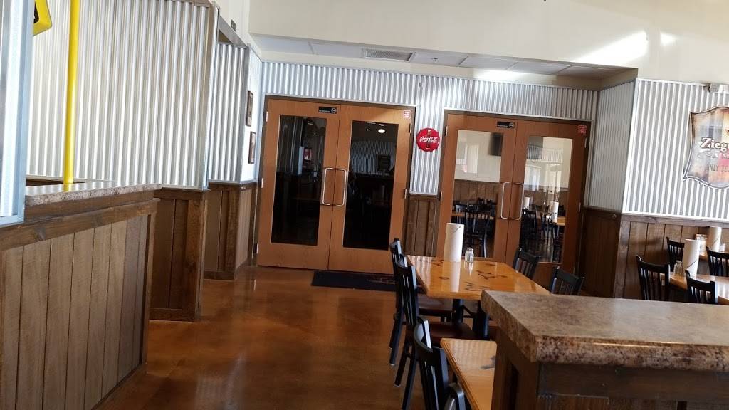 The Longhorn Cafe | restaurant | 12311 Nacogdoches Rd, San Antonio, TX 78217, USA | 2104675353 OR +1 210-467-5353