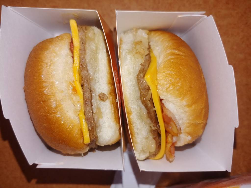 White Castle | restaurant | 89-03 57th Ave, Elmhurst, NY 11373, USA | 7184260618 OR +1 718-426-0618