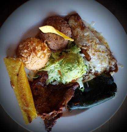 La Cueva Restaurant | restaurant | 9742 E Colfax Ave, Aurora, CO 80010, USA | 3033671422 OR +1 303-367-1422