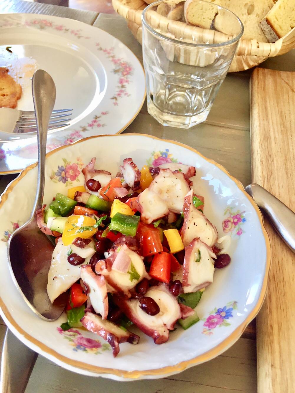 Mercado Negro | restaurant | 1370 St Clair Ave W, Toronto, ON M6E 1C4, Canada | 6477481370 OR +1 647-748-1370