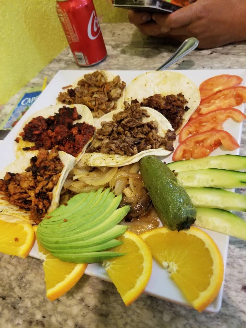 El Zarape | restaurant | 1065 Federal Blvd, Denver, CO 80204, USA | 3038930394 OR +1 303-893-0394